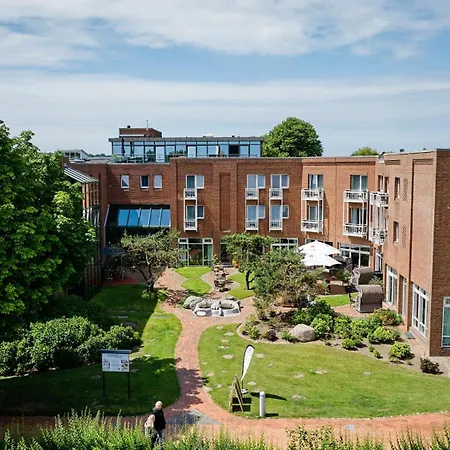 Stadthotel 4*