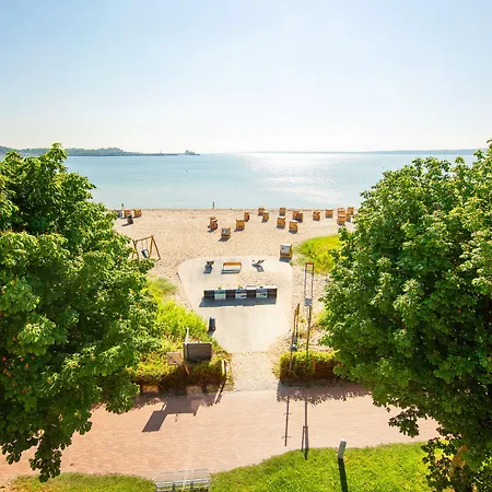 Stadthotel Hotel 4*